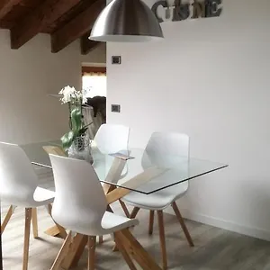 Relais + Private Parking , Verona Italia